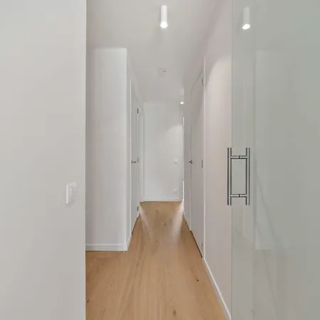 Luxury In Near & Center