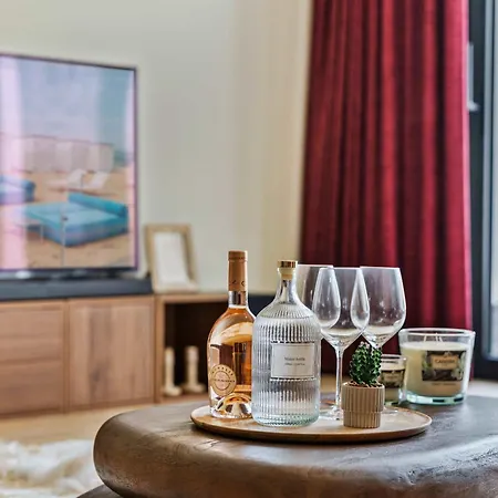 Luxury In Near & Center Appartamento